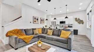 Urban Haven in the heart of Dallas l Pet Friendly - 9