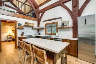 Bear Lodge Waterfront Cabin with Level 2 EV Charger - Sutter Creek - 5