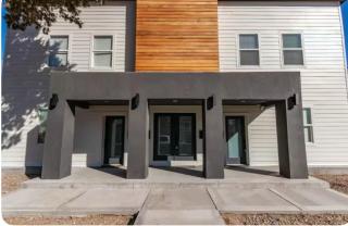 Two story apartment for groups available - Pueblo - 1