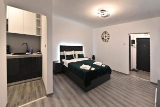 Tina Place - Piteşti - 1