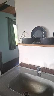 Casita Rústica a orillas de lago - 3