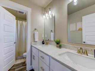 Riverview Retreat II - 4