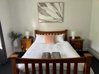 Heritage Charm, Modern Comfort - Ballarat - 1
