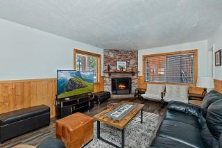 NEW- Red Robin W hot tub - Big Bear Lake - 7