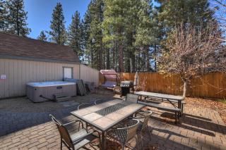 NEW- Red Robin W hot tub - Big Bear Lake - 6