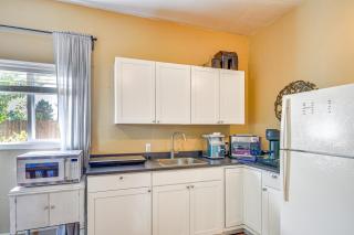 Guest Suite in Portland Area with Shared Patio - Beaverton - 1