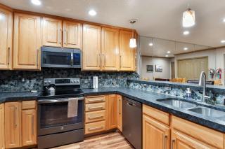 Adventure Hub-Ski Resorts, Backcountry & Park City 3203 condo - Midway - 3