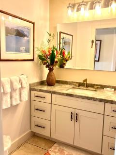 Lovely Remodeled Garden Deluxe Kiahuna Condo Partial Ocean View - 7