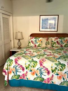 Lovely Remodeled Garden Deluxe Kiahuna Condo Partial Ocean View - 5