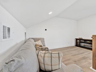Sophisticated Dallas Retreat l Prime Location! - Dallas - 4