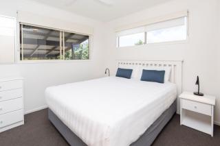 Pitcairn House - 1