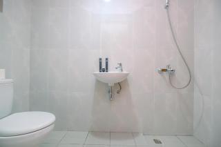 Nice 2BR at 26th Floor Evenciio Margonda Apartment By Travelio - 6