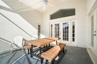 Luxury 4-Bedroom Home with Private Pool, Jacuzzi, AC, Wi-Fi, Cable TV, 5 Minutes from Disney - 4