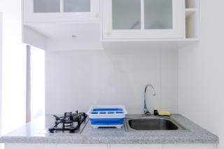 Cozy and Homey 1BR Apartment at Gateway Ahmad Yani Cicadas By Travelio - Bandung - 3