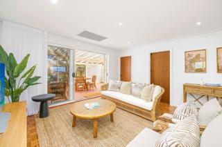 Beached at Lighthouse - stunning ocean views and pool - Port Macquarie - 4