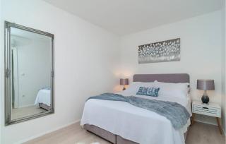 Nice Apartment In Podstrana With Wifi - Podstrana - 2