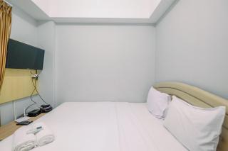 Nice and Elegant 1BR at Royal Heights Apartment By Travelio - Bantarkamang - 7