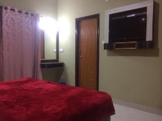 SK RoomsCottage - Ooty - 2