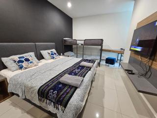 Lovely 4paxs Kozi Square comfort Studio Home 2A - Kuching - 9
