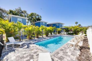 Little Blue Hideaway "Sandy" - Dunedin - 9