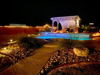 Cozy Getaway - - 0