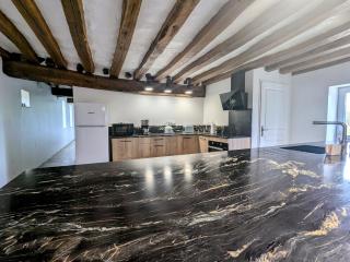 Maison familiale rénovée dans village médiéval - FR-1-591-712 - Levroux - 6