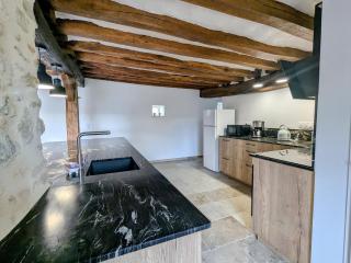 Maison familiale rénovée dans village médiéval - FR-1-591-712 - Levroux - 4