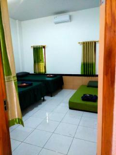 Al Kiswah Homestay - - 2