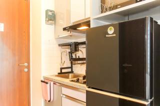 Comfort Living Studio Apartment at Grand Kamala Lagoon near Shopping Center By Travelio - Bekasi - 7