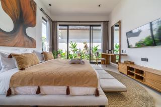 Julia - Luxurious Brand-New Villa with Panoramic Jungle Views and Expansive Pool - Ubud - 4