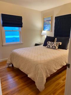 Historic Downtown Cottage - Astoria - 3