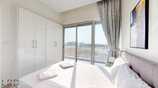 Elegant & Modern 1BR Apartment - Dubai - 9