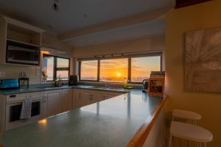 River City Views With Spa Pool, BBQ & Sky TV - 5