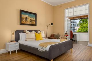 Sea Point Sanctuary - Cape Town - 9