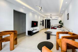 Ample & Artistic 2BDR Apt 5 min to CAI Airport - Cairo - 0