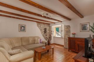 House Papinka with Private Pool & Garden - Happy Rentals - Labin - 6