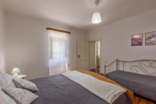 House Papinka with Private Pool & Garden - Happy Rentals - Labin - 3