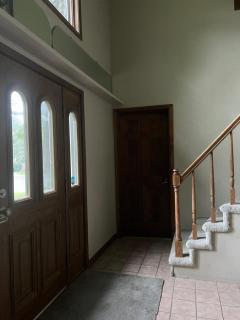 Charming 3 Bedroom within the House - Granger - 1