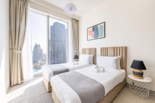 Luxury 3BR and Maid room Forte Tower 1 with Fountain View - Dubai - 6