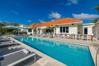 LUX 10BR 10BA Pool Beach Front Villa Playa by Bocobay - Oranjestad - 9