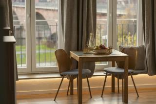 MAINTERRASSE Boardinghouse am Fluss klimatisierte Apartments mit 80qm Terrasse - Miltenberg - 4
