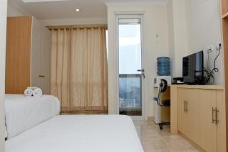 Stunning and Comfy Studio at Menteng Park Apartment By Travelio - Jakarta - 6