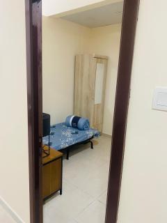 Modern comforts of 311 to Dubai - Ajman - 8