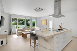 LUX 10BR 10BA Pool Beach Front Villa Playa by Bocobay - Oranjestad - 2