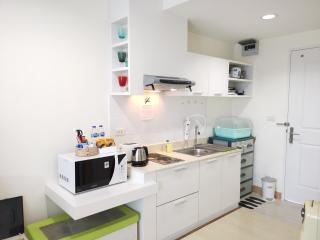 The Beach Bangsaen Condo Sea View Room 327-62 Top Floor-Free Netflix - Bang Saen - 6