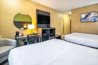 Quality Inn & Suites - Grimsby - 1