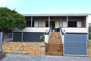 Mossel Bay 10 Sleeper Homestay - Mossel Bay - 0