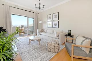 Stylish 2 Bedroom Ensuite Apt with Beautiful Views - Cidade Do Cabo - 0