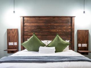 Mango Self-catering Apartments - 9