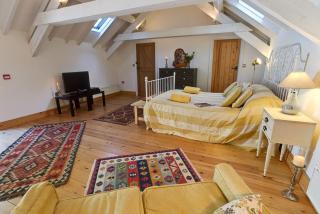 The Stable Loft - Llanrhyddlad - 8